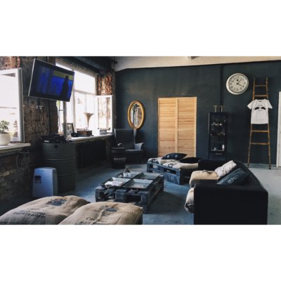 Maverick Tattoo & Barbershop