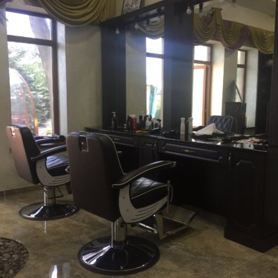GR BARBER